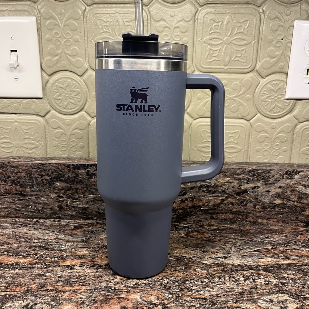 Blue Stanley (40oz)
